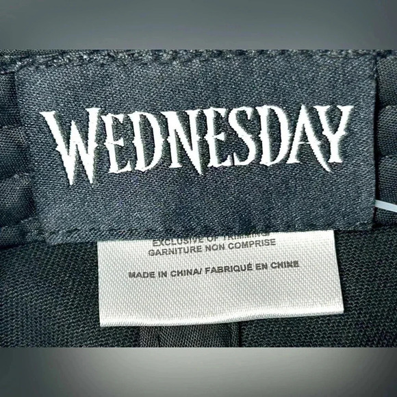 Wednesday - Nightshade  Society Hat - BNWT 🪦💀 - Picture 8 of 8